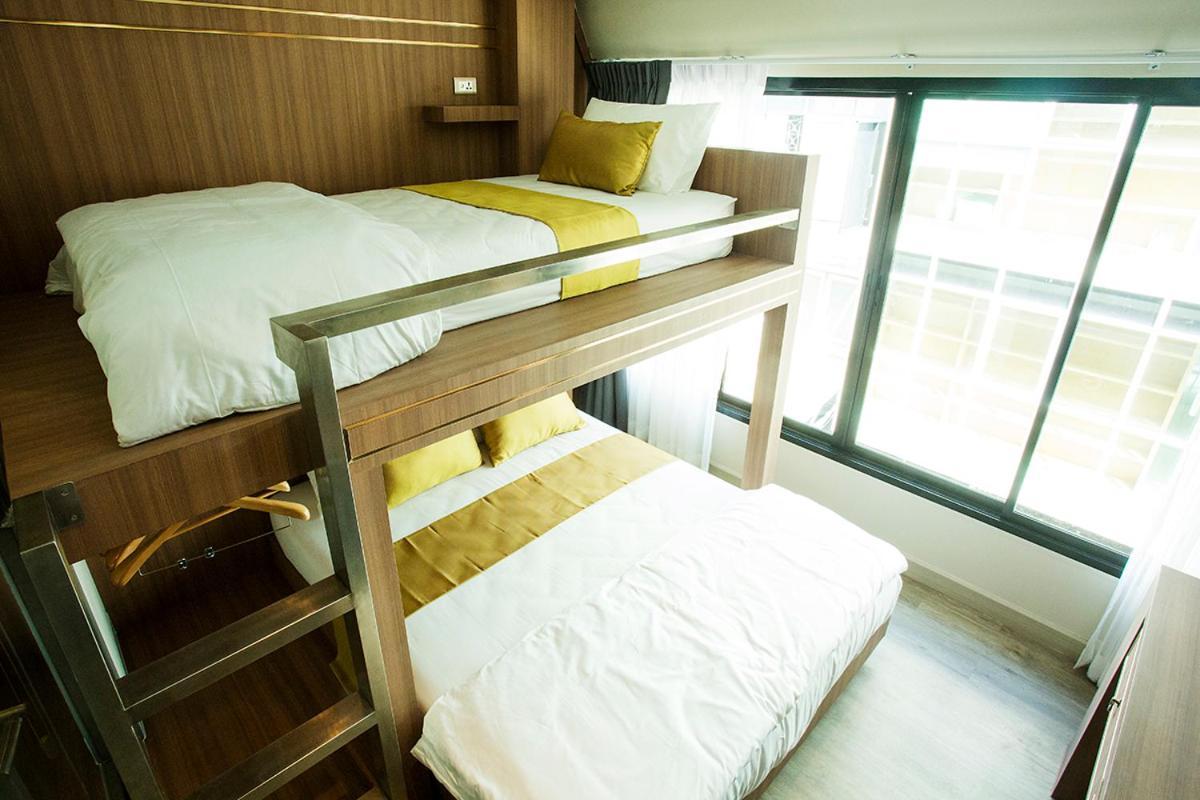 Bed and Breakfast Ghee Gelato House Бангкок Екстер'єр фото