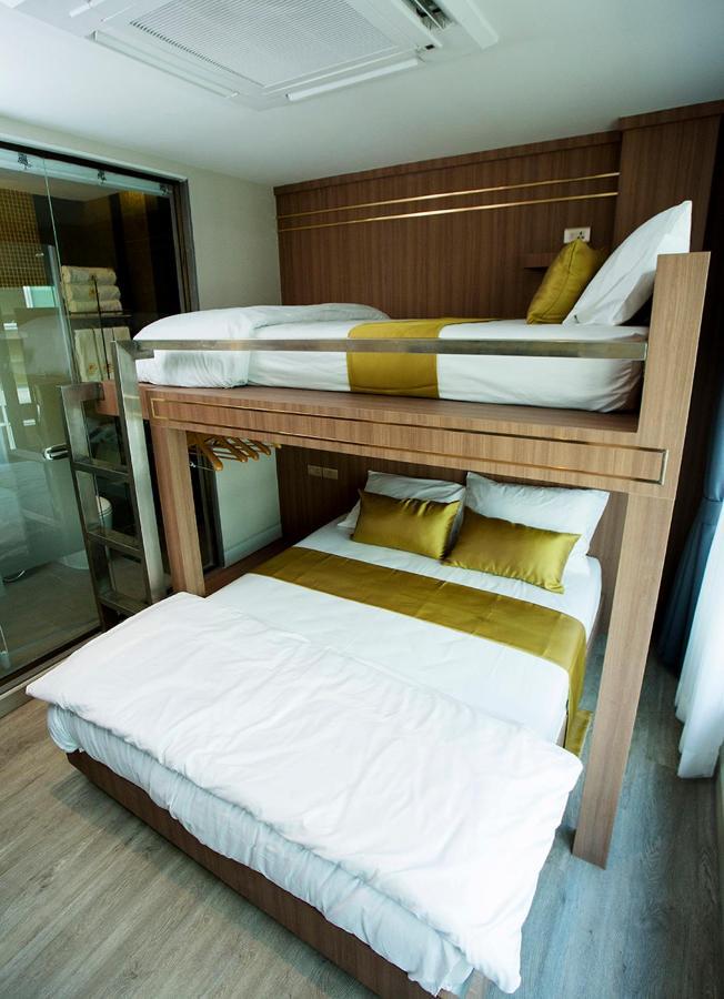 Bed and Breakfast Ghee Gelato House Бангкок Екстер'єр фото